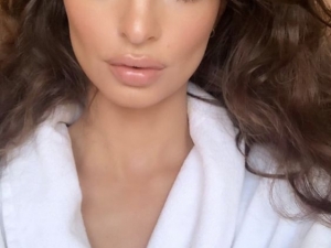EmRata с нов стил